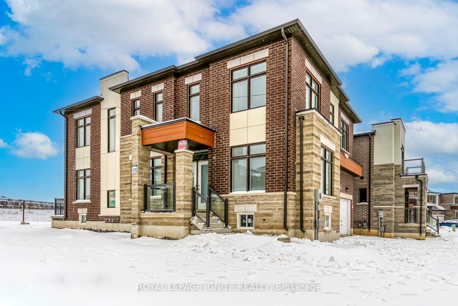Photo 2 of Unit (Upper Lvl ), 110 Cattail Crescent, Hamilton, Waterdown — HOMEH