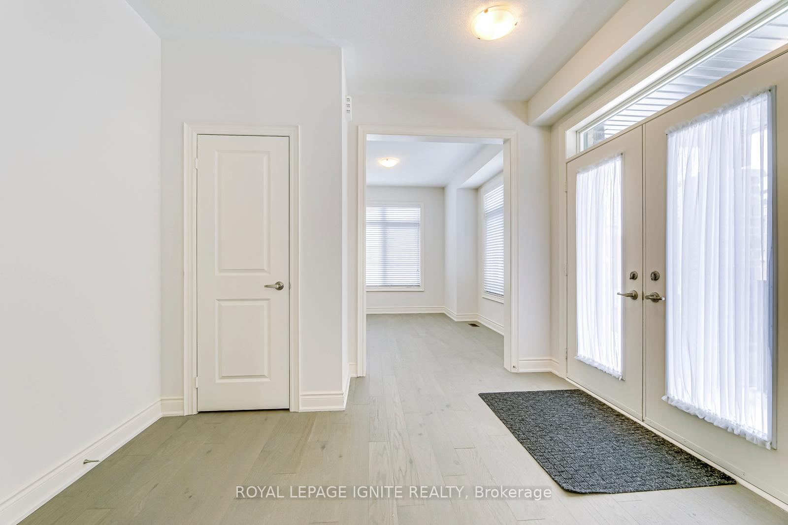 Photo 6 of Unit (Upper Lvl ), 110 Cattail Crescent, Hamilton, Waterdown — HOMEH