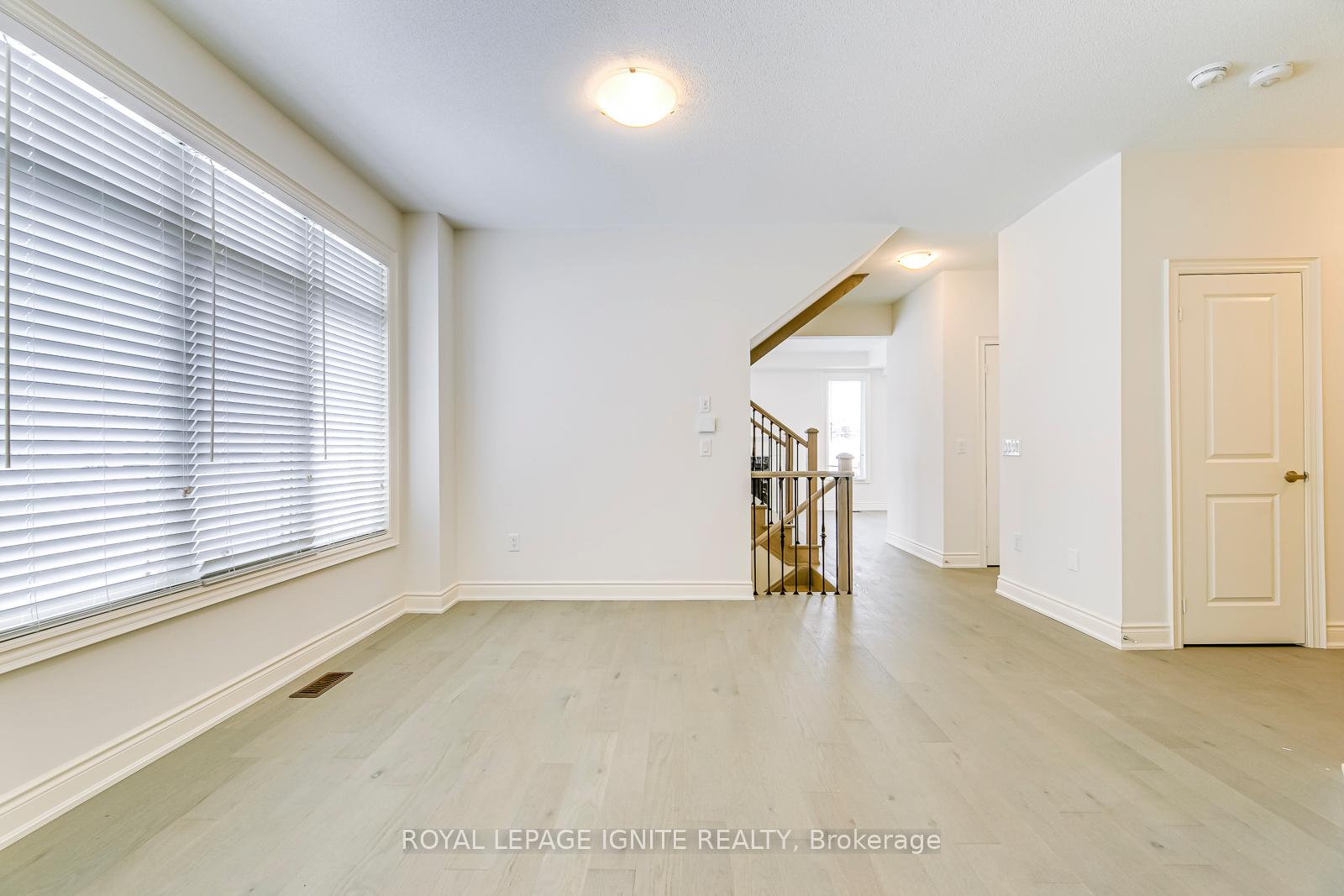 Photo 8 of Unit (Upper Lvl ), 110 Cattail Crescent, Hamilton, Waterdown — HOMEH