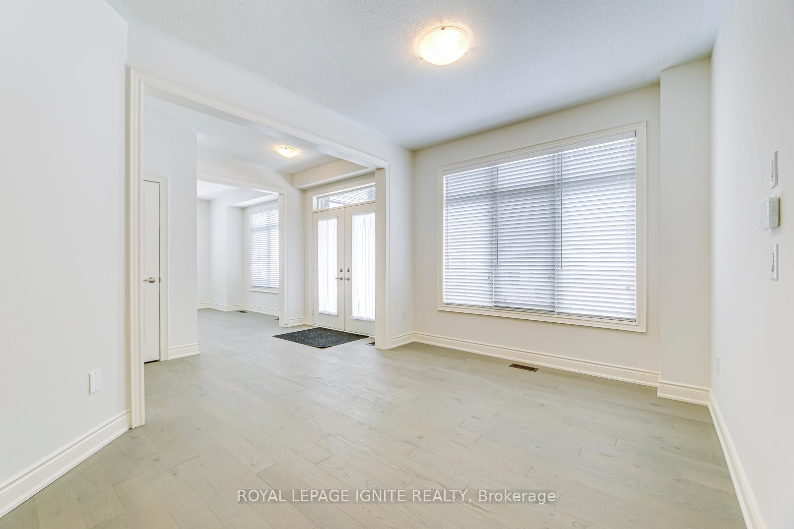 Photo 10 of Unit (Upper Lvl ), 110 Cattail Crescent, Hamilton, Waterdown — HOMEH