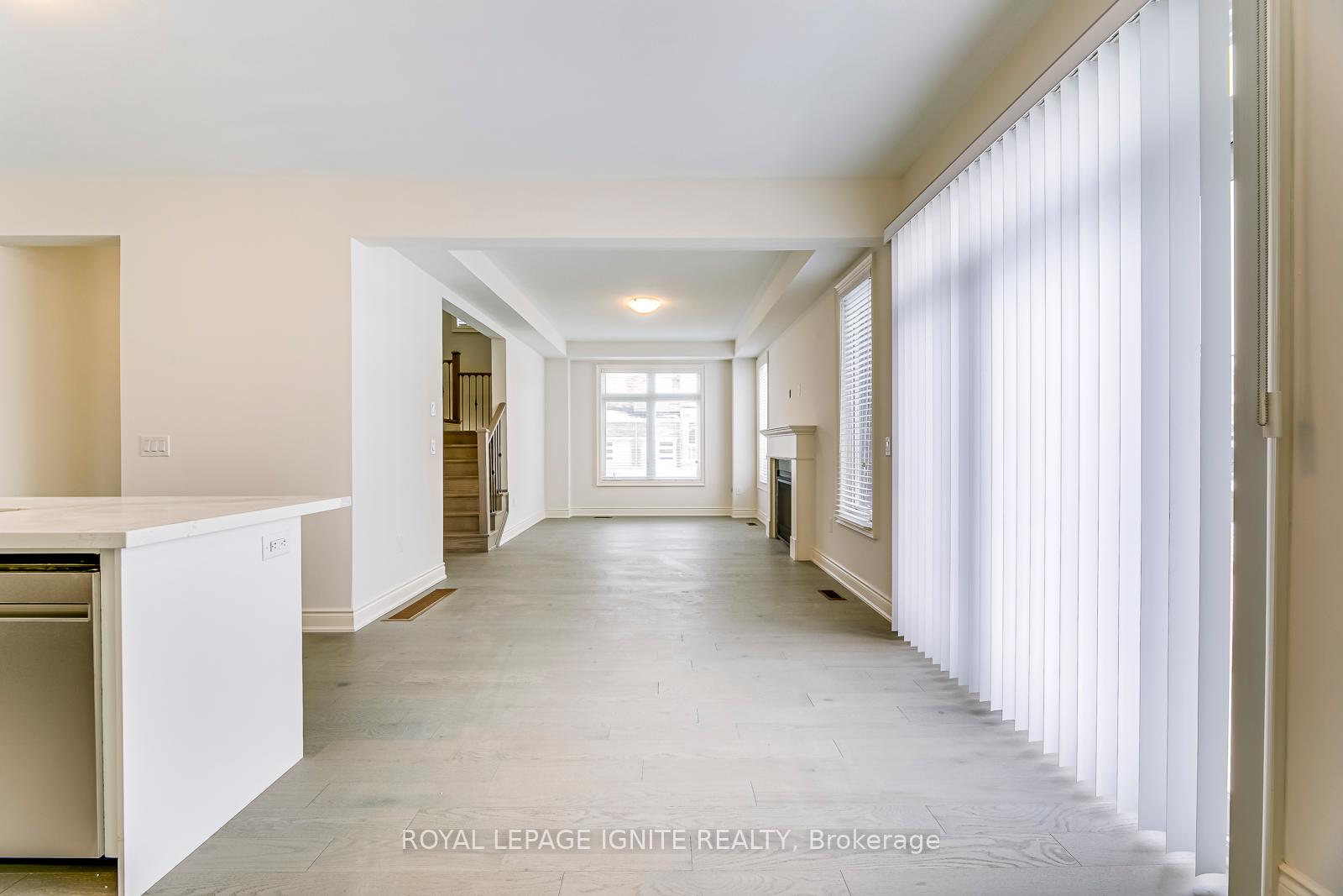 Photo 14 of Unit (Upper Lvl ), 110 Cattail Crescent, Hamilton, Waterdown — HOMEH