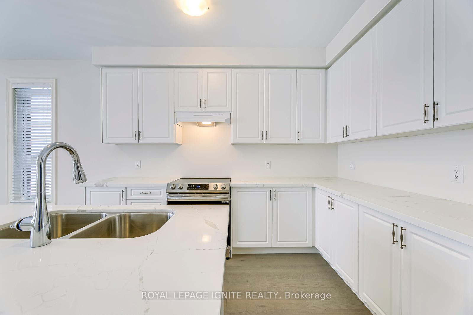 Photo 19 of Unit (Upper Lvl ), 110 Cattail Crescent, Hamilton, Waterdown — HOMEH