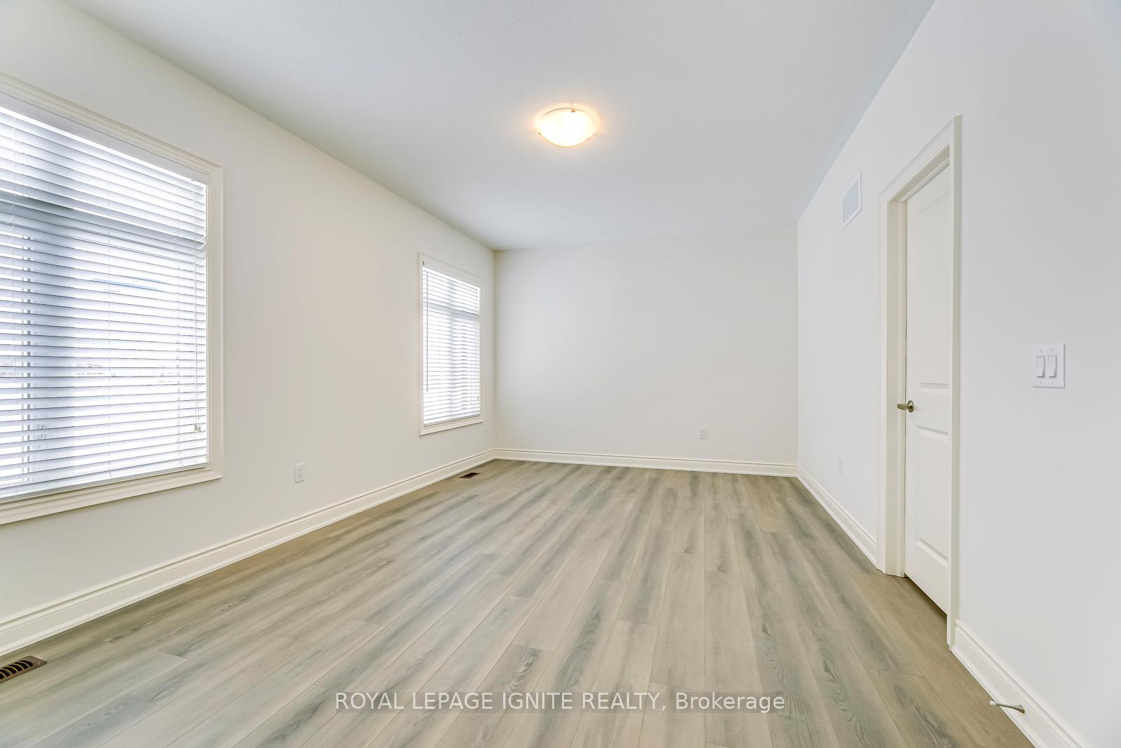 Photo 24 of Unit (Upper Lvl ), 110 Cattail Crescent, Hamilton, Waterdown — HOMEH