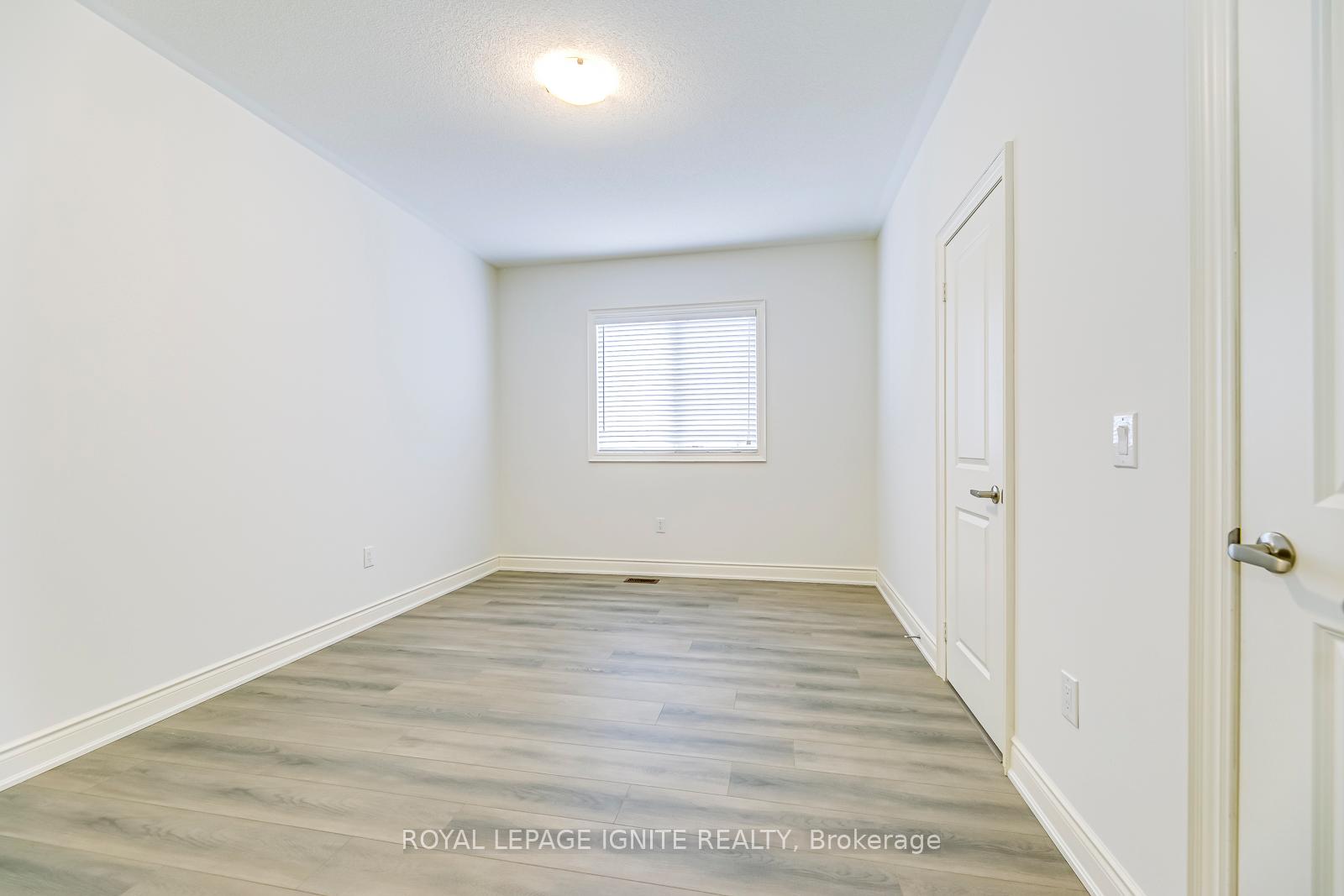 Photo 30 of Unit (Upper Lvl ), 110 Cattail Crescent, Hamilton, Waterdown — HOMEH