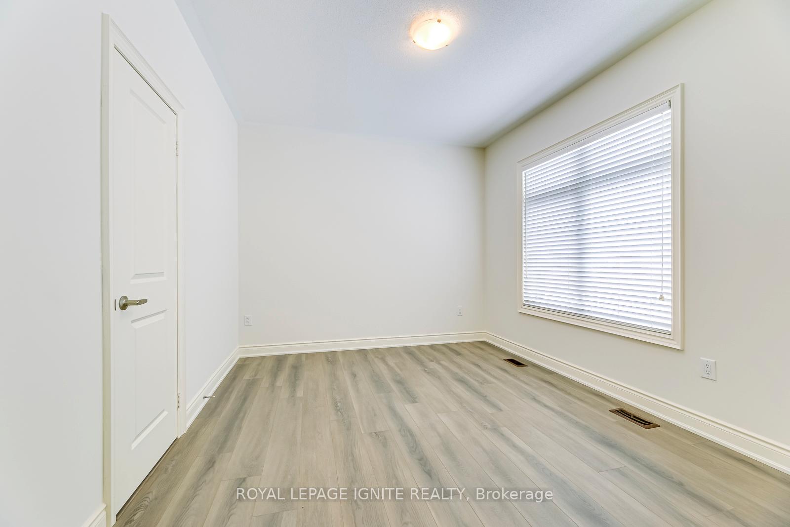 Photo 34 of Unit (Upper Lvl ), 110 Cattail Crescent, Hamilton, Waterdown — HOMEH