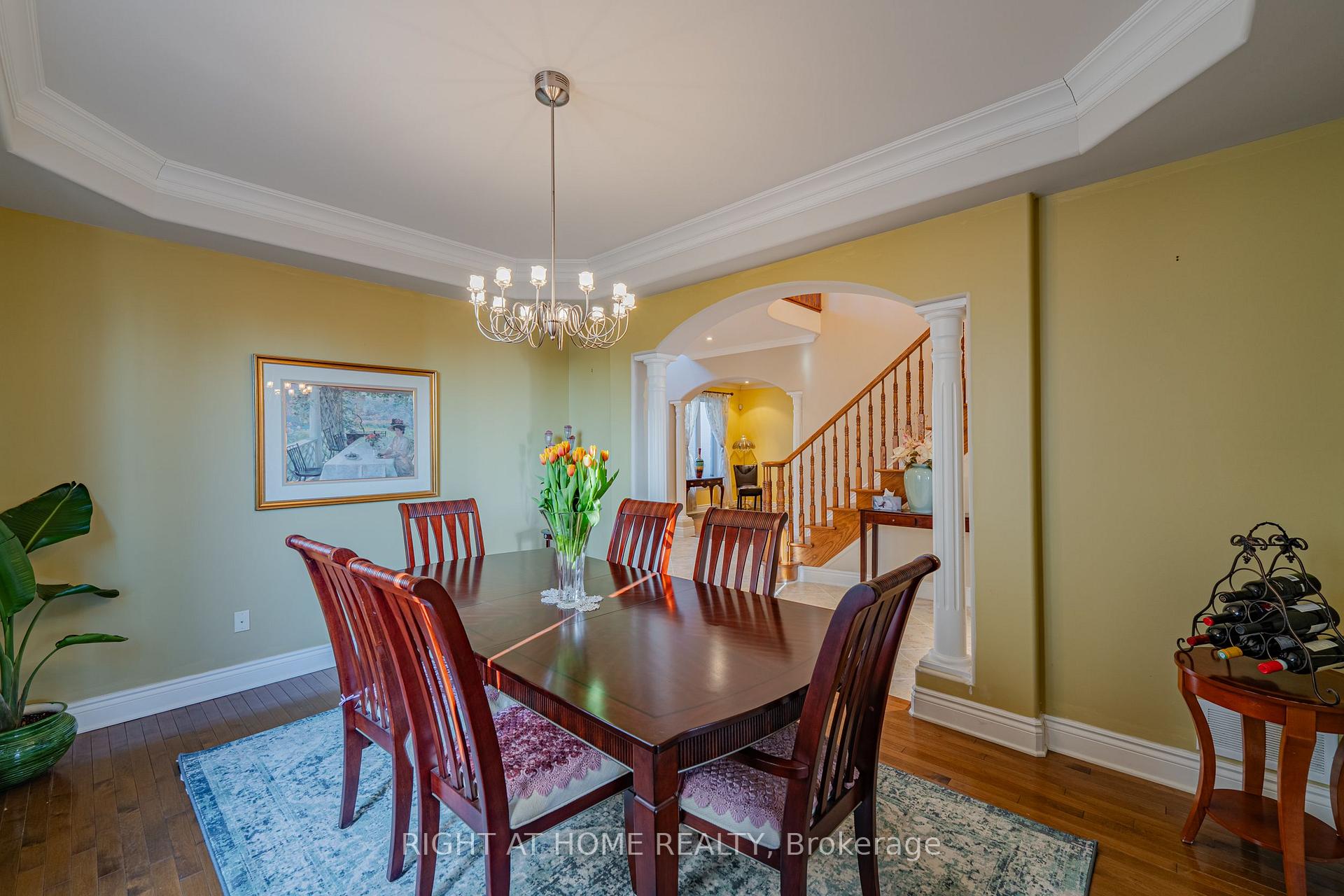 Photo 7 of 506 Kochar Drive, Ottawa, Mooneys Bay — HOMEH