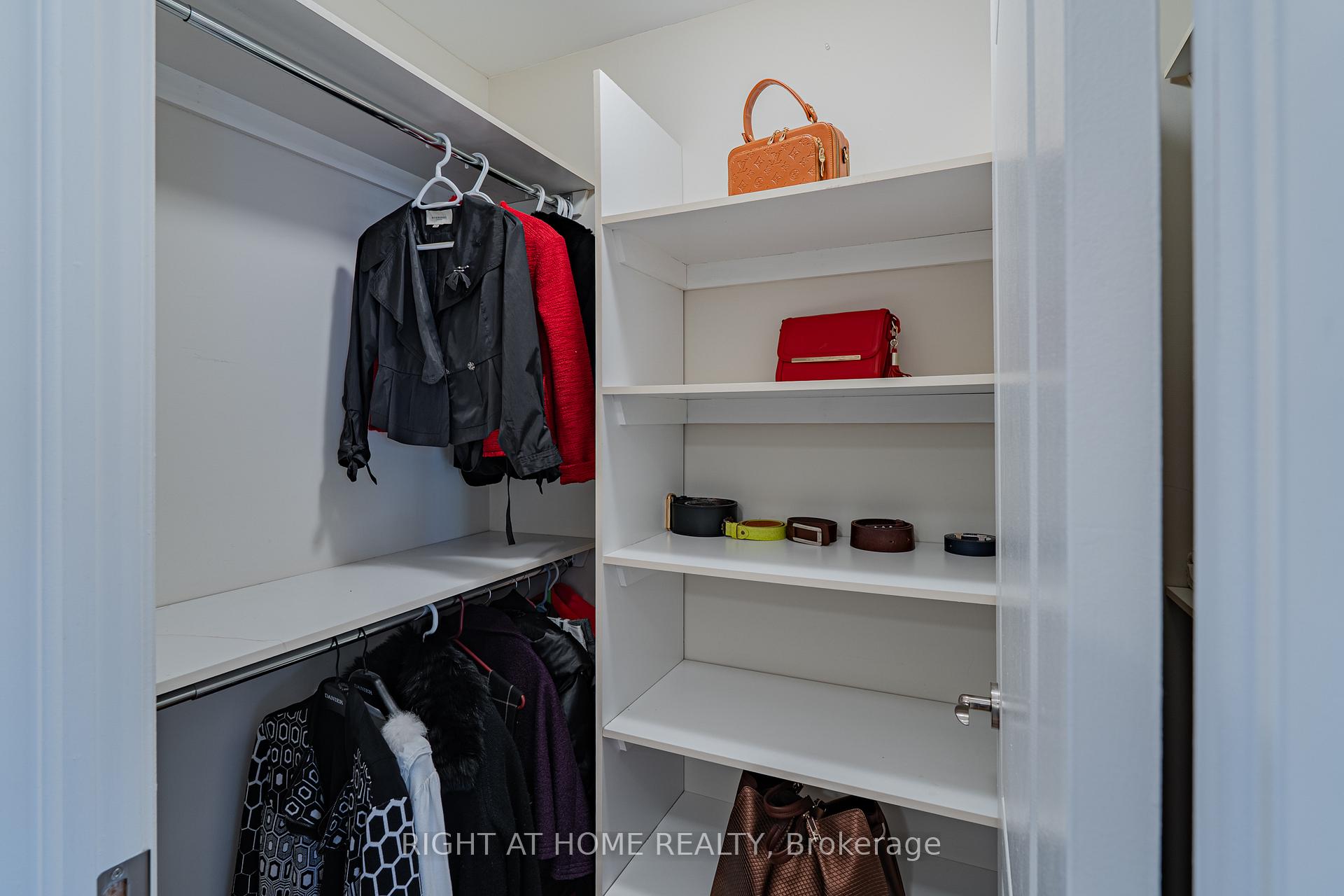 Photo 26 of 506 Kochar Drive, Ottawa, Mooneys Bay — HOMEH