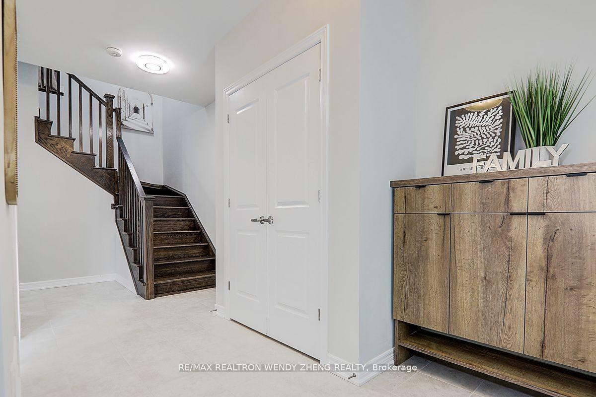 Photo 2 of 244 Rustle Woods Avenue, Markham, Cornell — HOMEH
