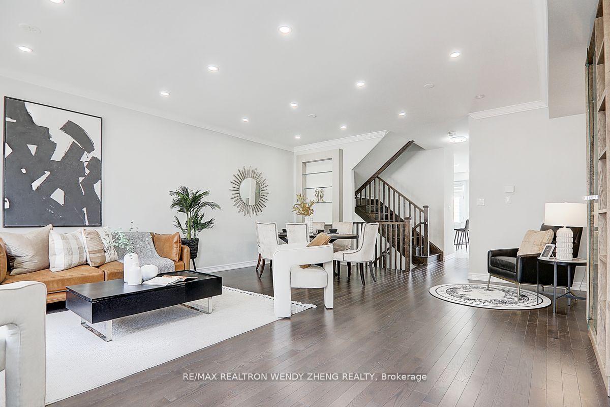 Photo 10 of 244 Rustle Woods Avenue, Markham, Cornell — HOMEH