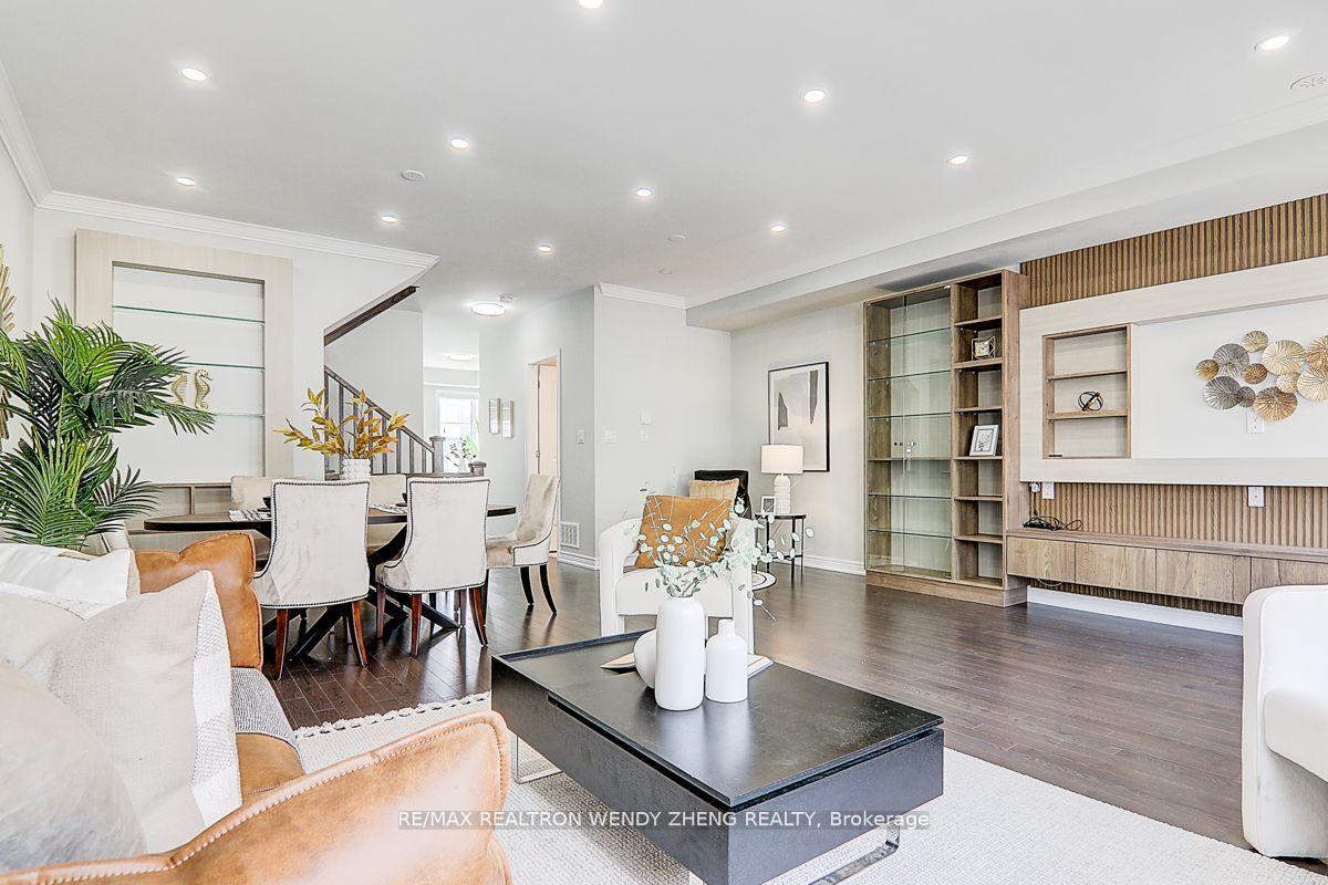 Photo 13 of 244 Rustle Woods Avenue, Markham, Cornell — HOMEH