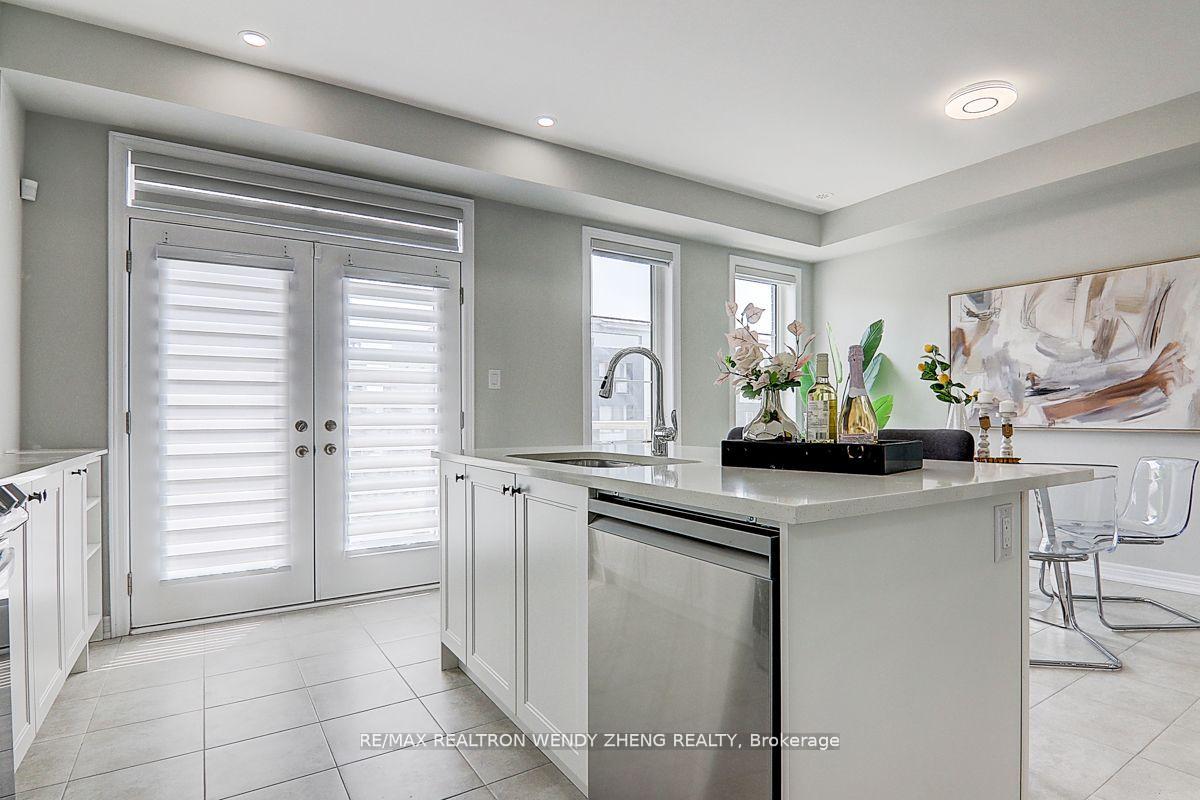 Photo 25 of 244 Rustle Woods Avenue, Markham, Cornell — HOMEH
