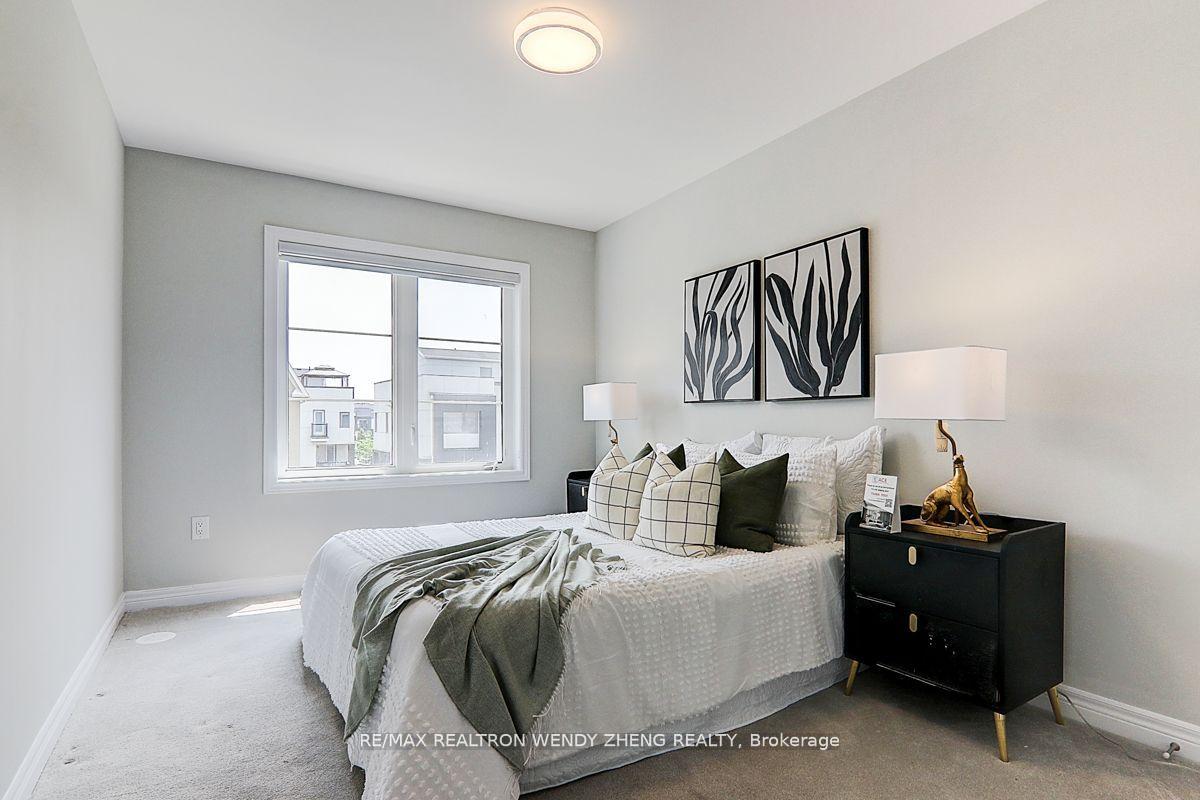 Photo 36 of 244 Rustle Woods Avenue, Markham, Cornell — HOMEH