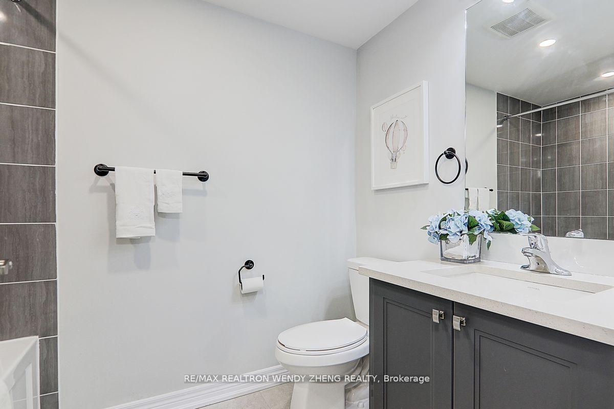 Photo 40 of 244 Rustle Woods Avenue, Markham, Cornell — HOMEH