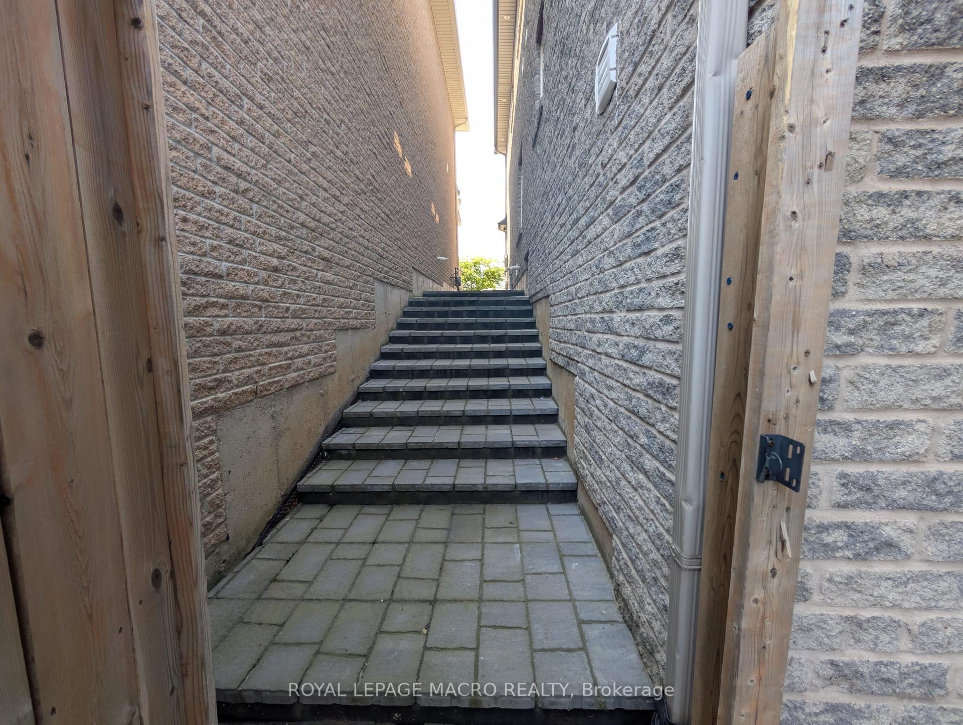 Photo 27 of Unit Basement, 65 Irwin Avenue, Hamilton, Meadowlands — HOMEH