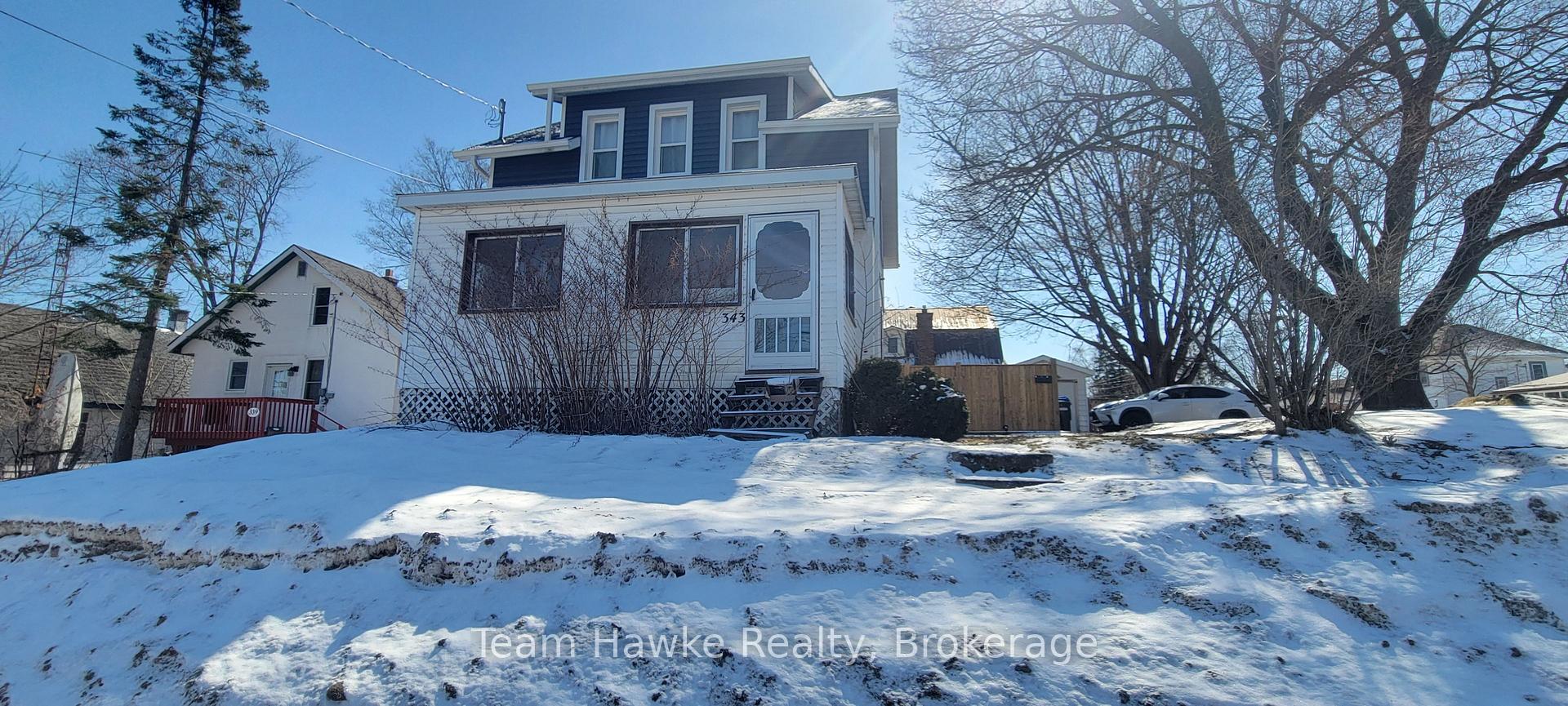 Photo 1 of 343 Yonge Street, Midland — HOMEH