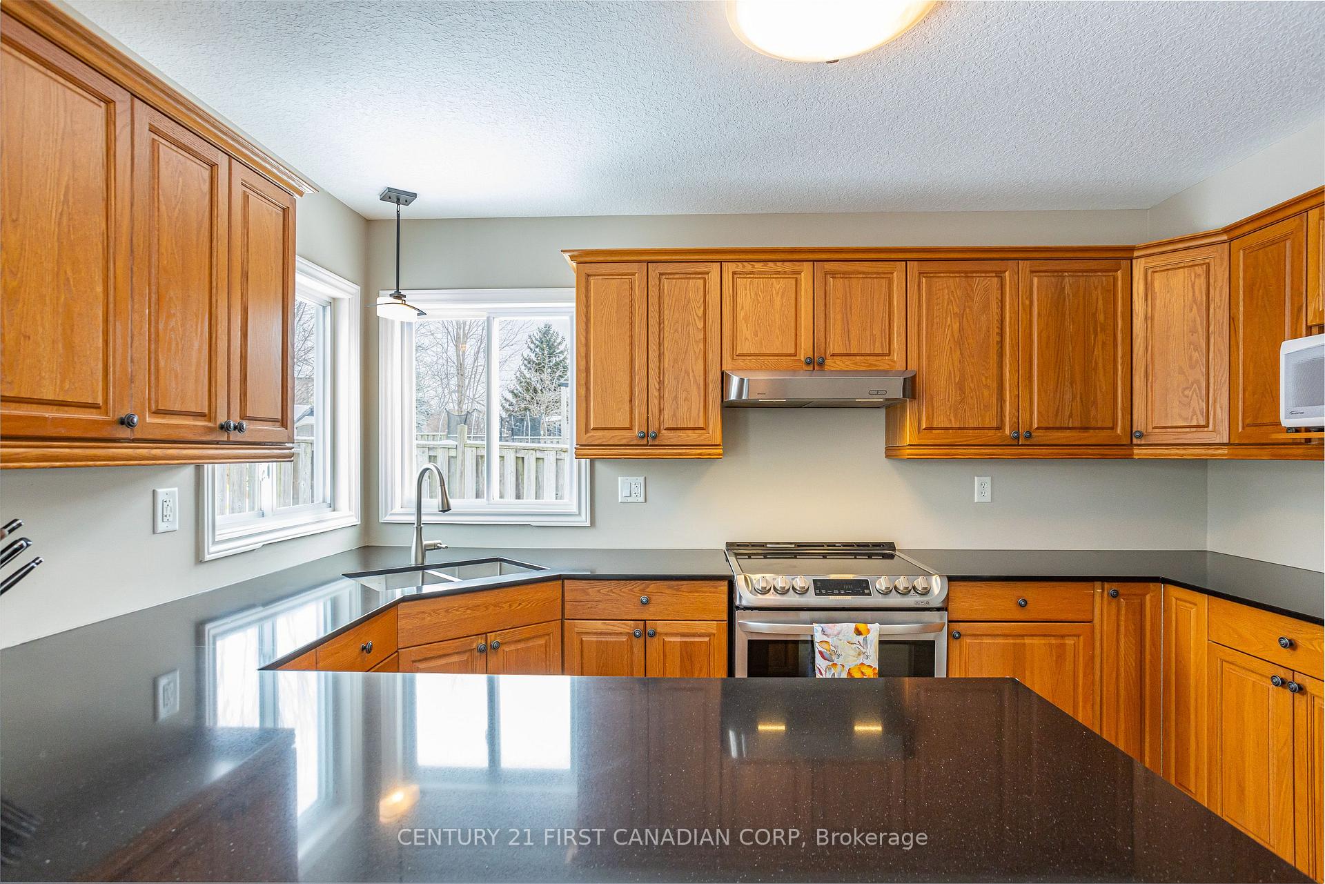 Photo 29 of 32 Stonefield Lane, Middlesex Centre, Ilderton — HOMEH