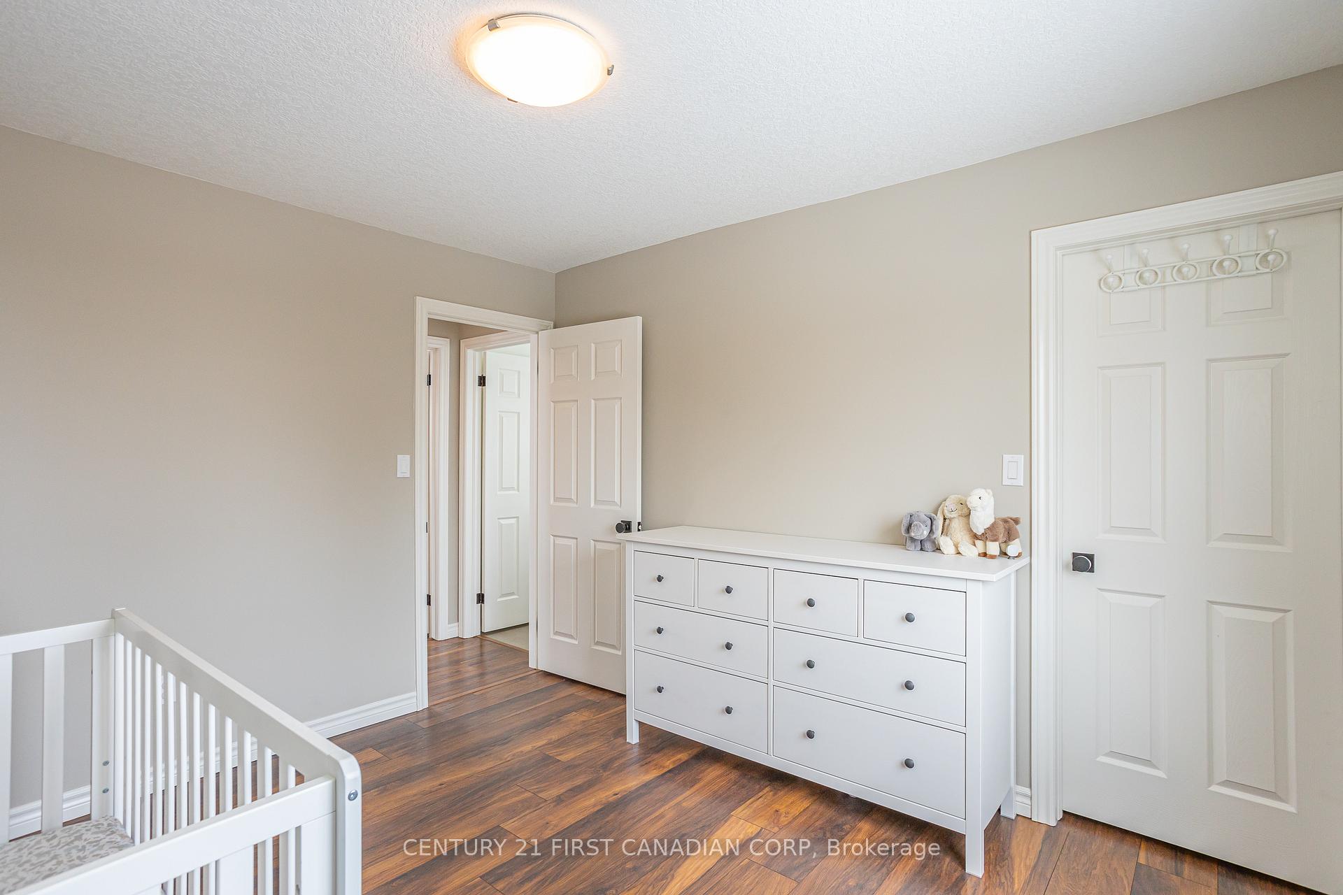 Photo 40 of 32 Stonefield Lane, Middlesex Centre, Ilderton — HOMEH