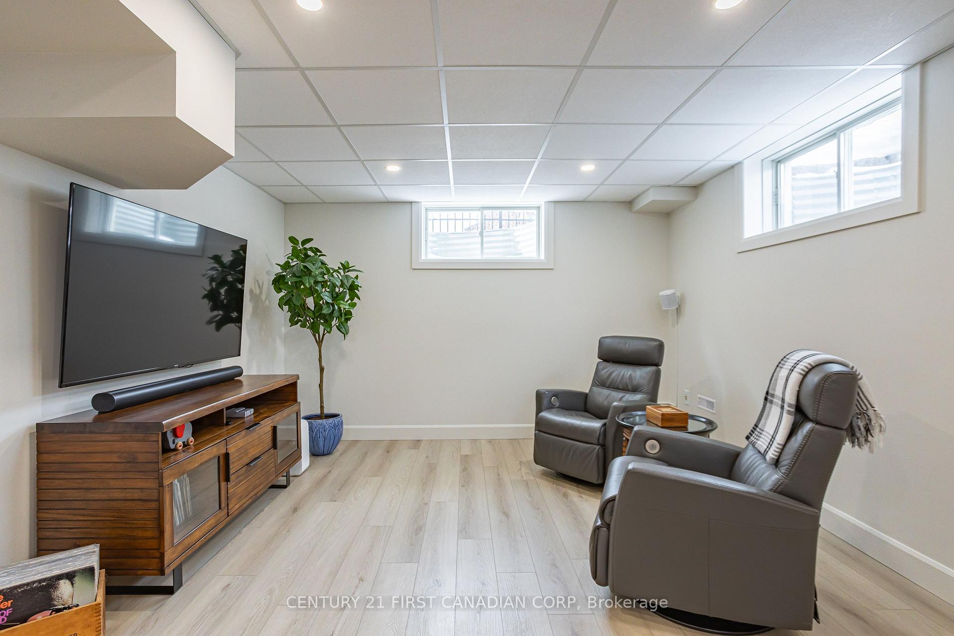 Photo 43 of 32 Stonefield Lane, Middlesex Centre, Ilderton — HOMEH