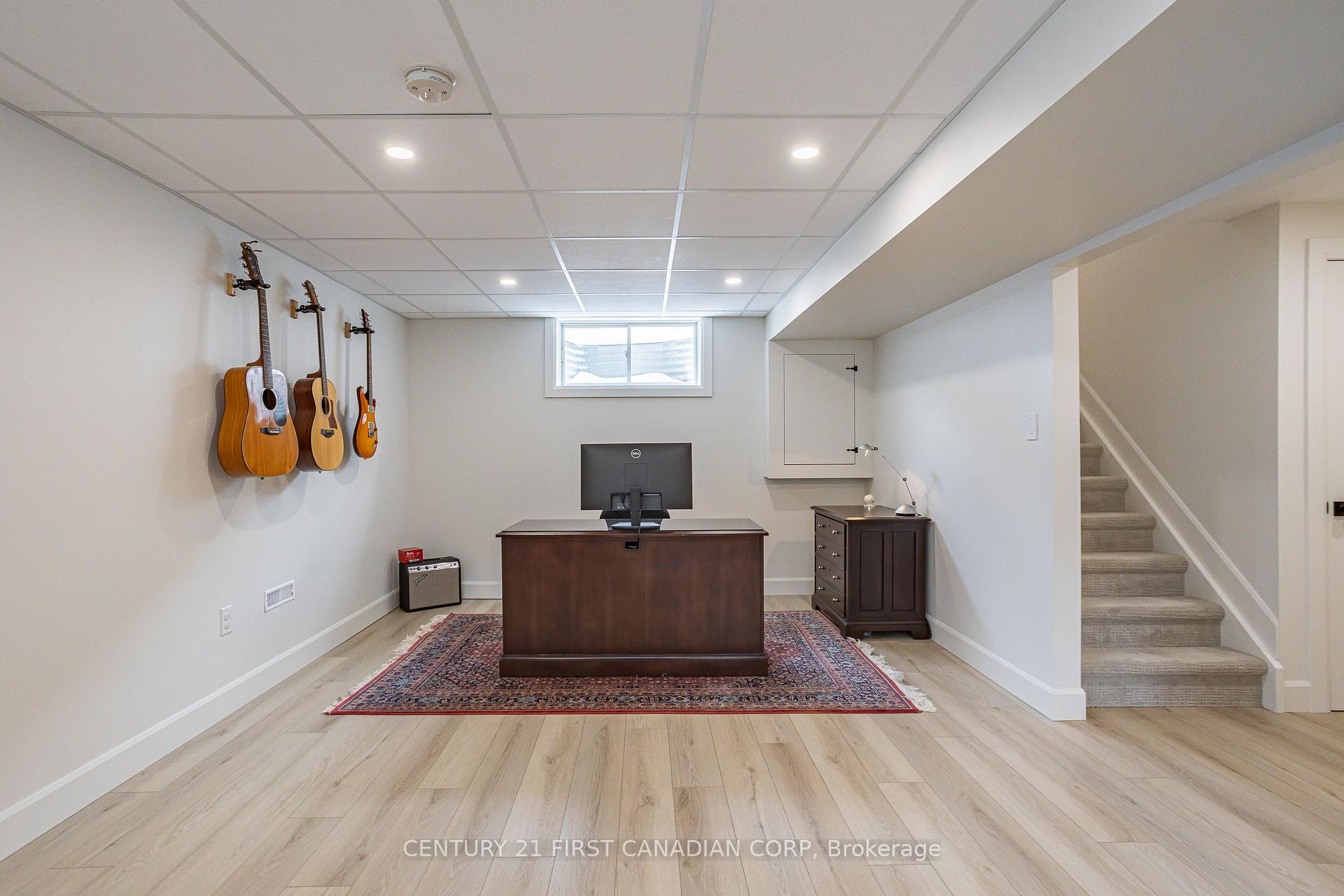 Photo 45 of 32 Stonefield Lane, Middlesex Centre, Ilderton — HOMEH