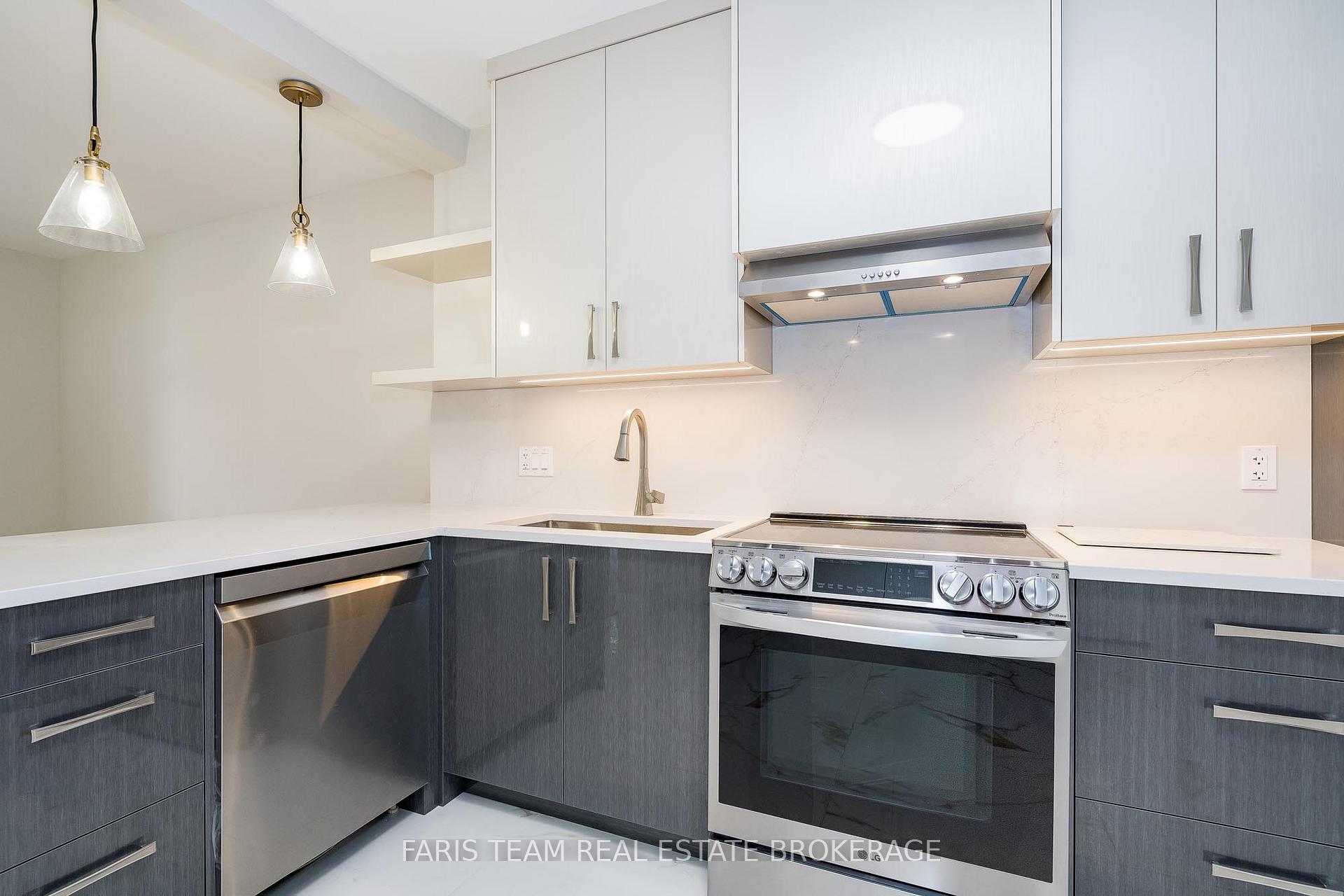 Photo 5 of 409 Queen Street, Midland — HOMEH