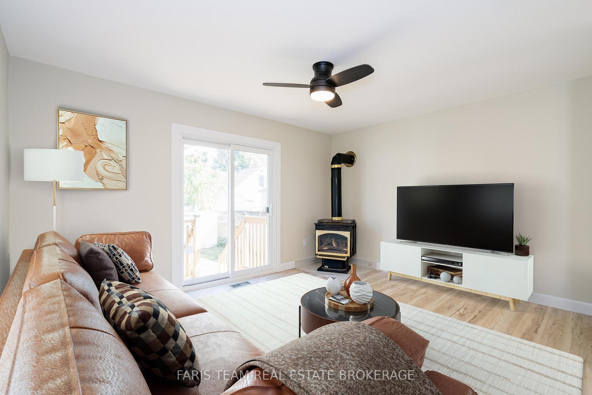 Photo 28 of 409 Queen Street, Midland — HOMEH