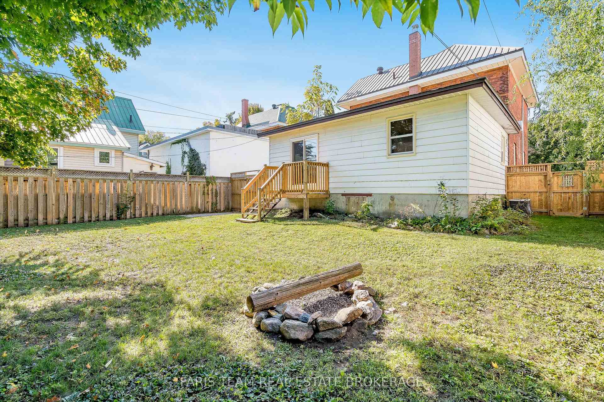 Photo 35 of 409 Queen Street, Midland — HOMEH