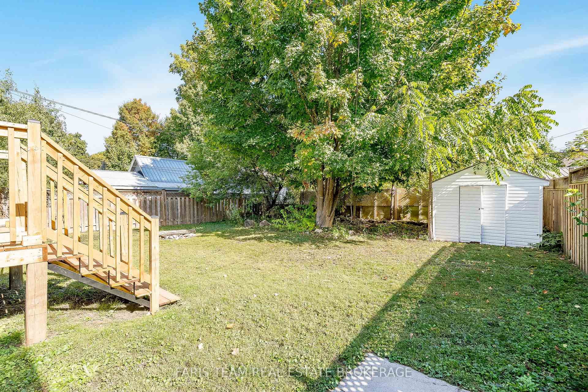 Photo 39 of 409 Queen Street, Midland — HOMEH