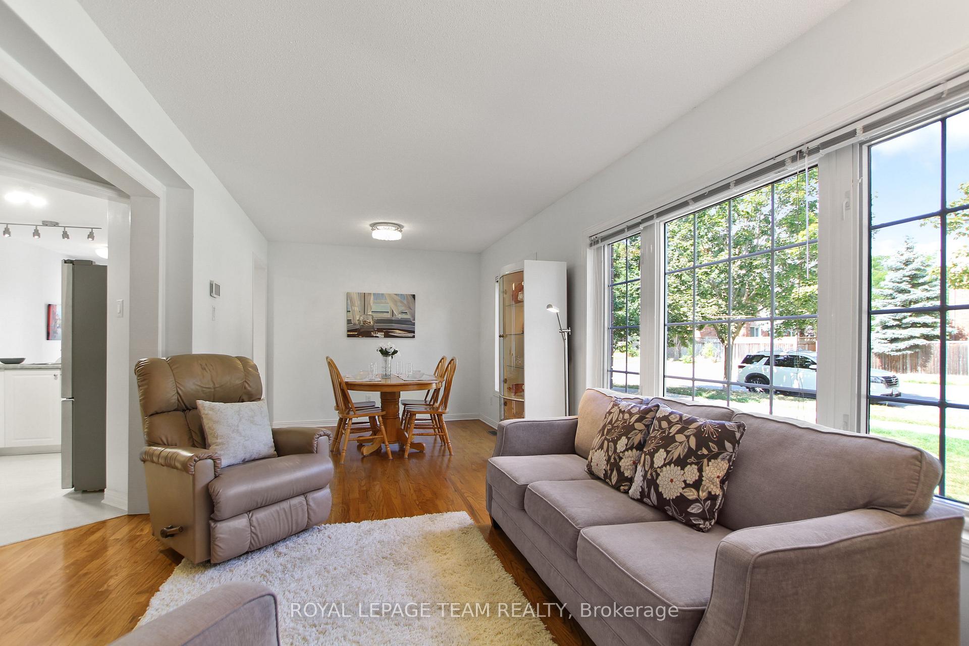 Photo 2 of 46 Kettleby Street, Ottawa, Kanata - Beaverbrook — HOMEH