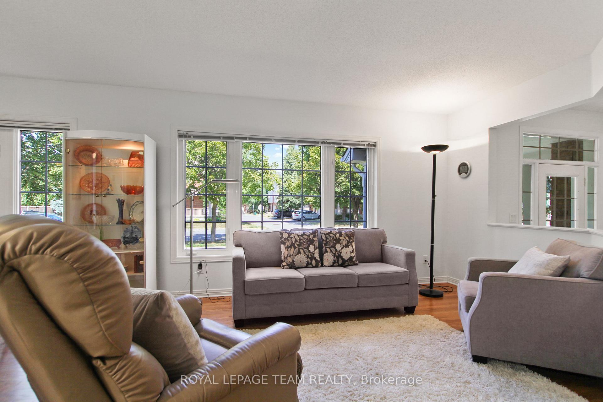 Photo 11 of 46 Kettleby Street, Ottawa, Kanata - Beaverbrook — HOMEH