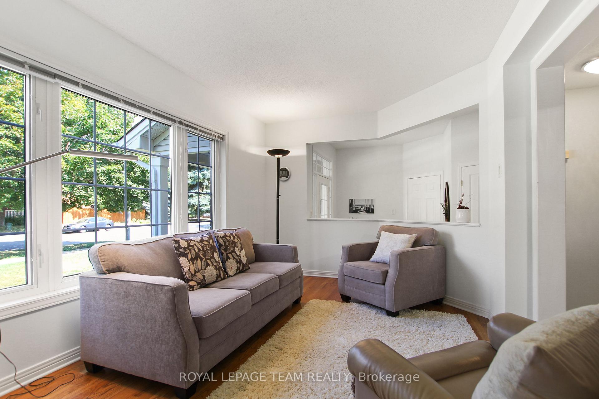 Photo 12 of 46 Kettleby Street, Ottawa, Kanata - Beaverbrook — HOMEH