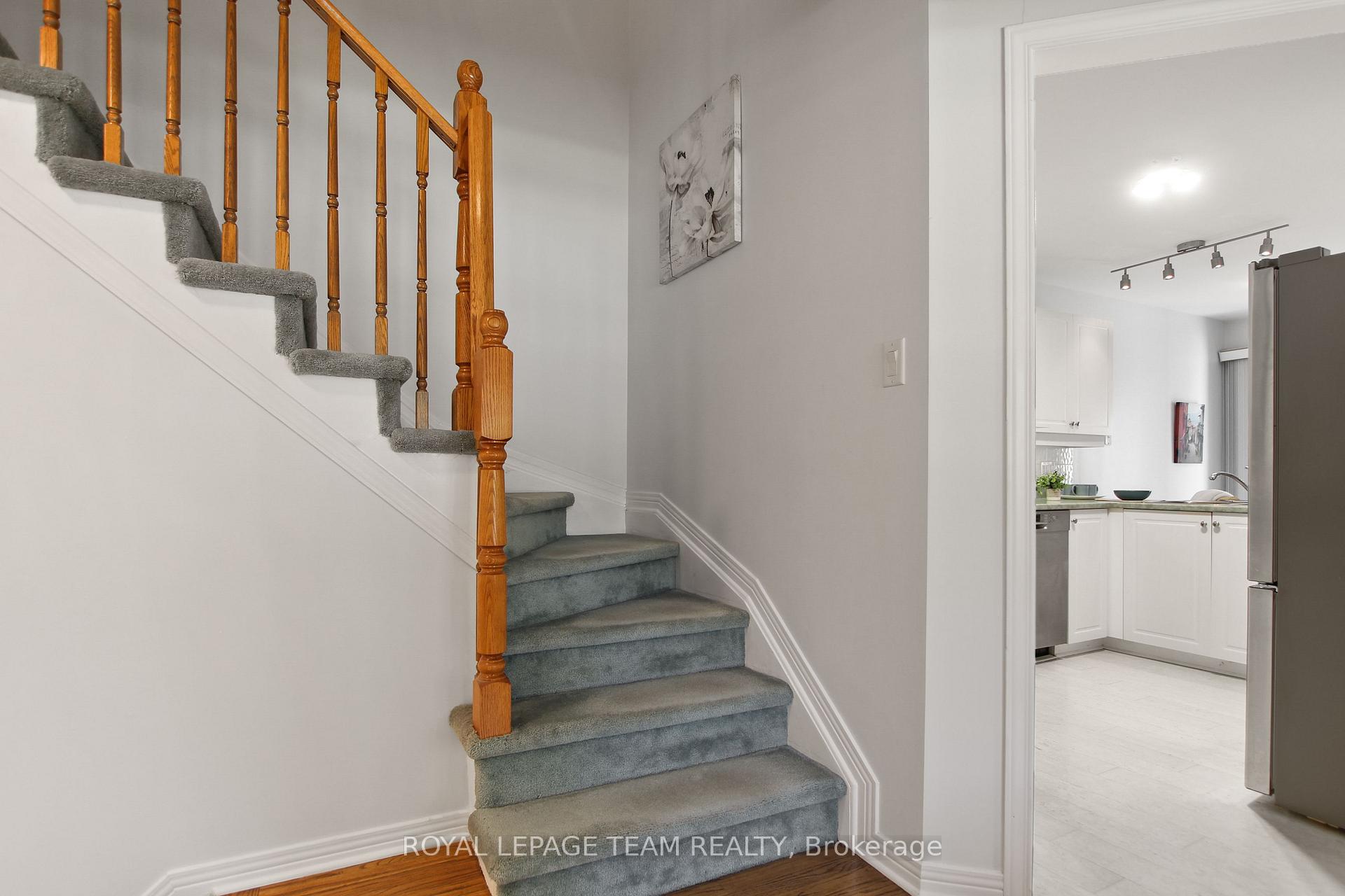 Photo 24 of 46 Kettleby Street, Ottawa, Kanata - Beaverbrook — HOMEH