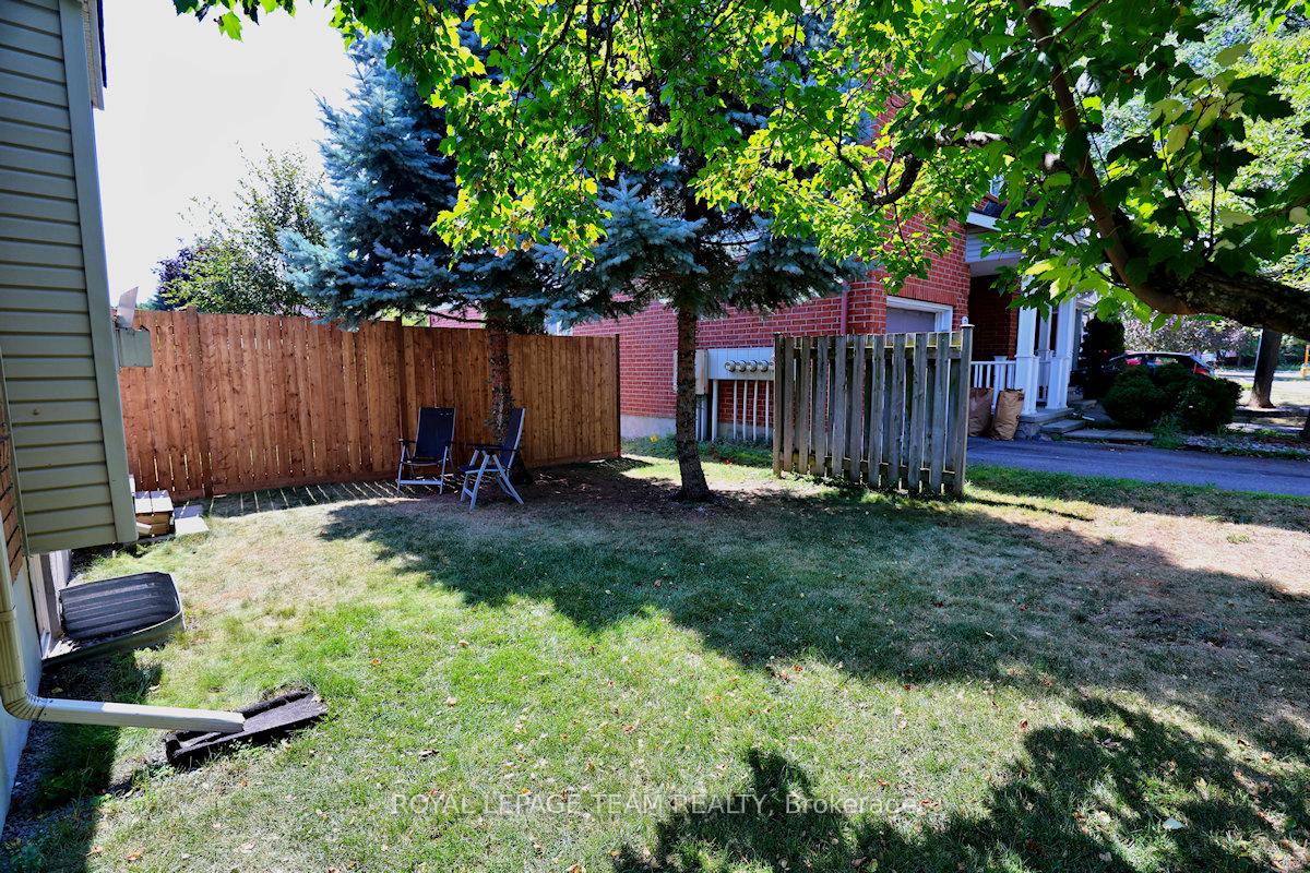 Photo 38 of 46 Kettleby Street, Ottawa, Kanata - Beaverbrook — HOMEH