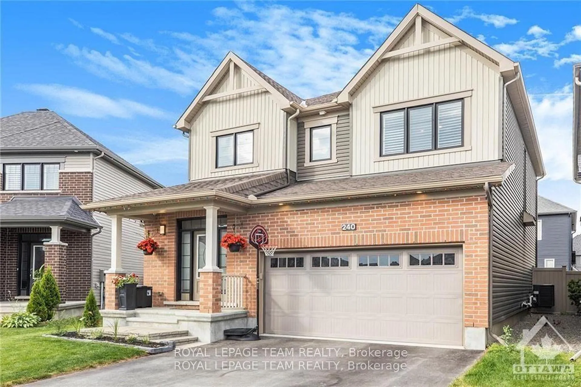 Front of 240 Saddleback Crescent
