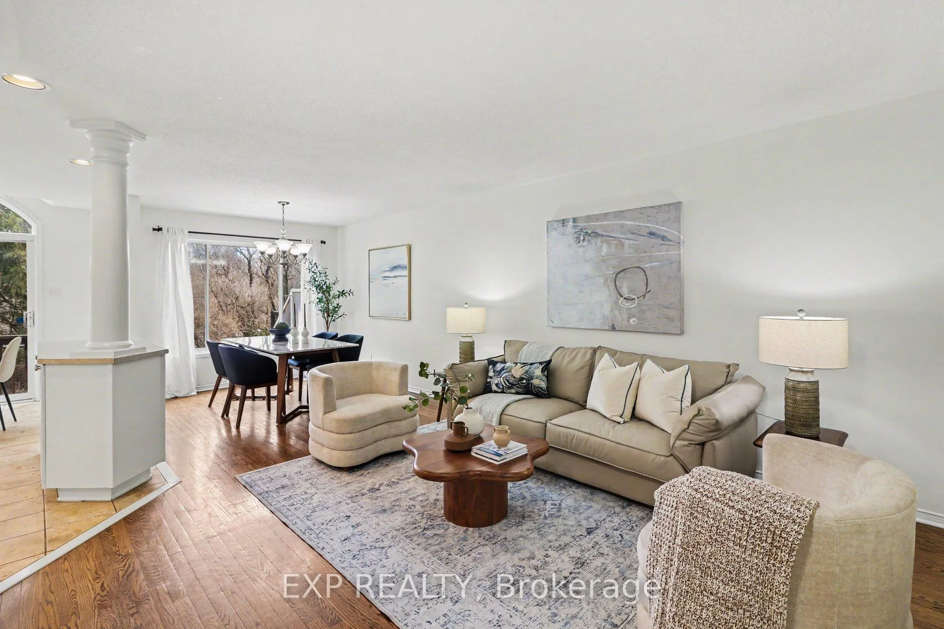 Photo 4 of 6322 Sablewood Place, Ottawa, Chapel Hill — HOMEH
