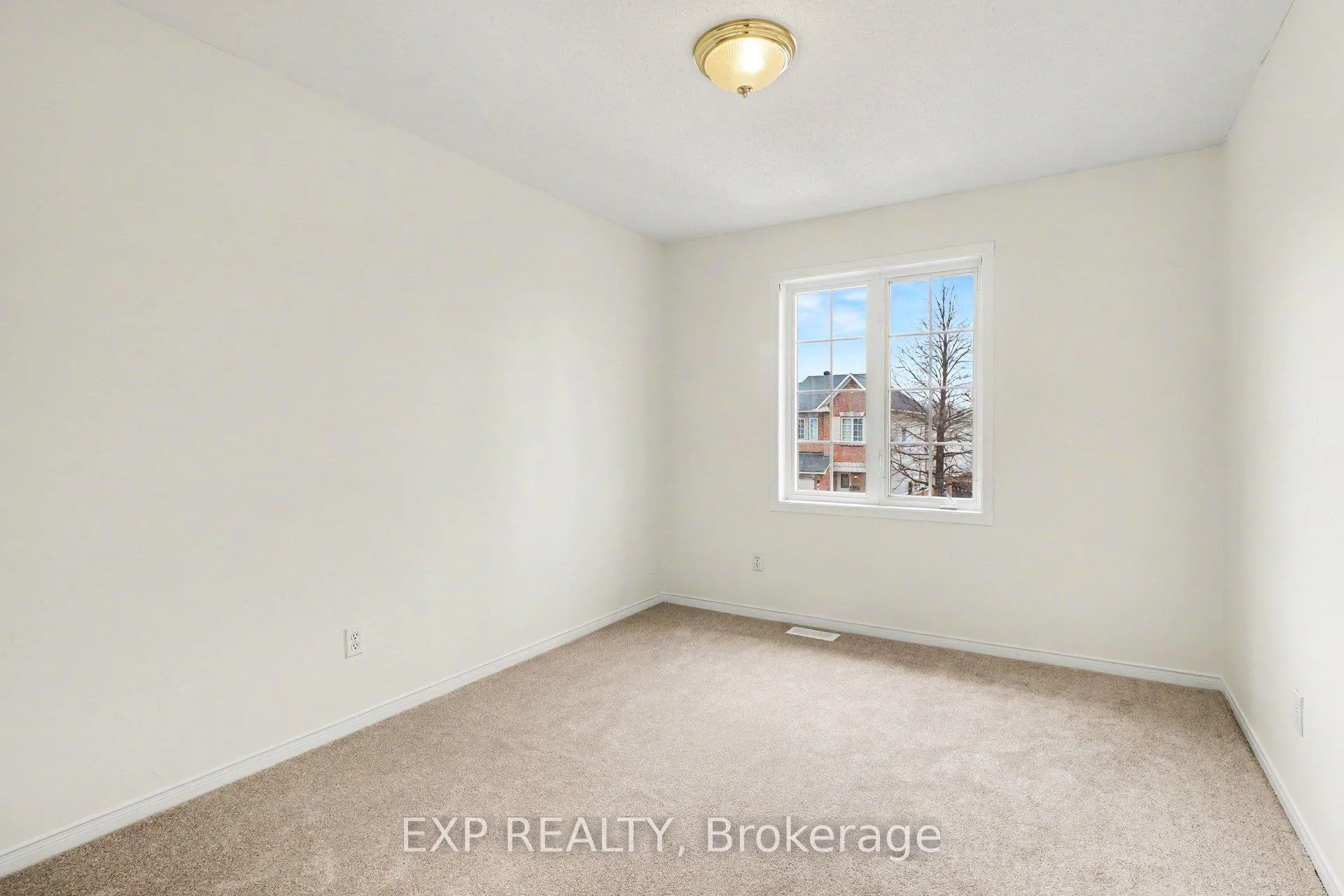 Photo 23 of 6322 Sablewood Place, Ottawa, Chapel Hill — HOMEH