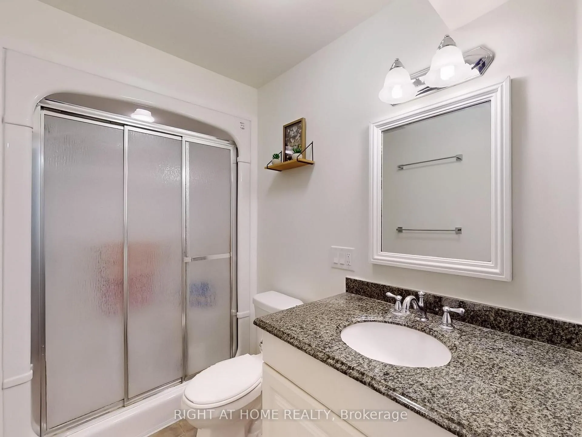 Photo 38 of 2231 Chalmers Crescent, Innisfil, Alcona — HOMEH
