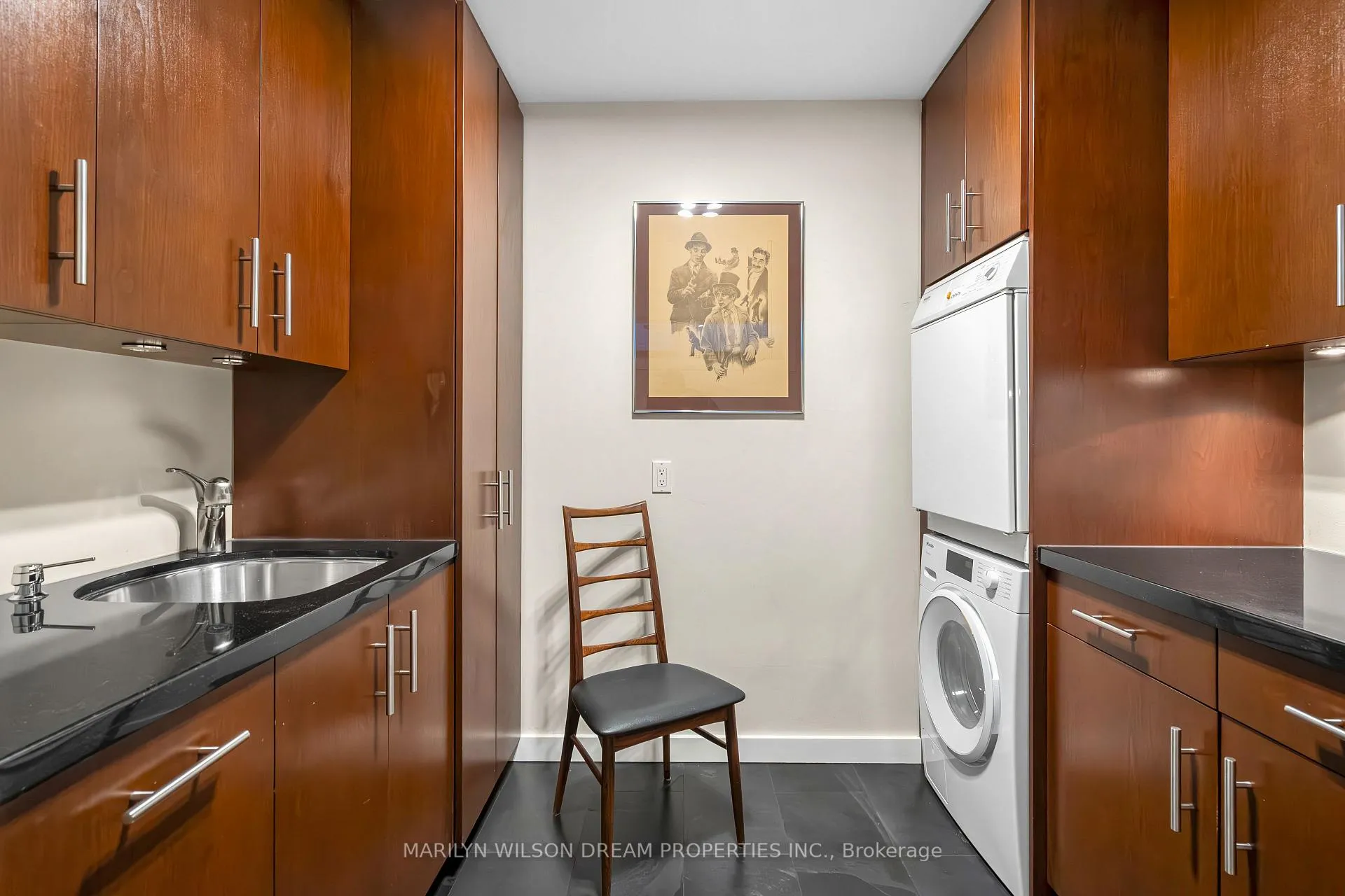 Photo 33 of 1216 Lampman Crescent, Ottawa, Hogs Back — HOMEH