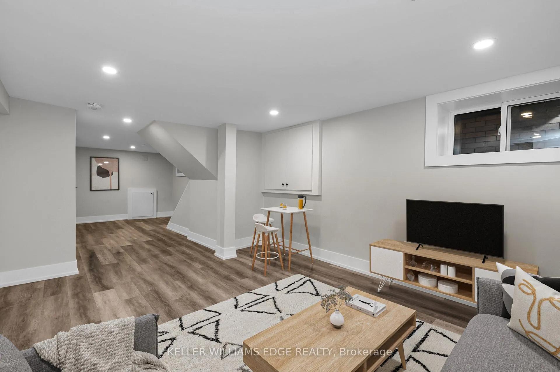 Photo 3 of Unit Lower/ Basement, 43 Carrick Avenue, Hamilton, Stripley — HOMEH