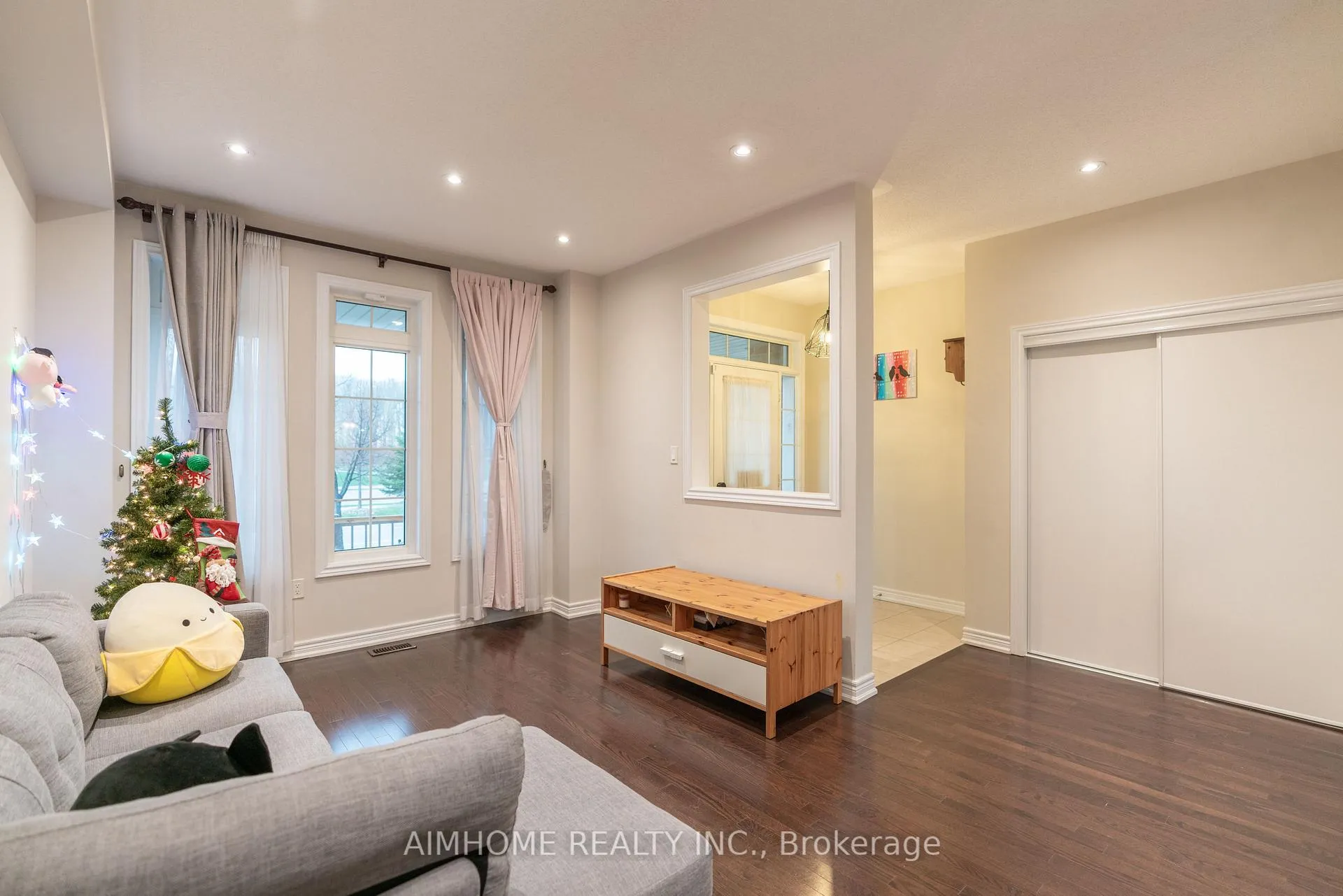 Photo 5 of 934 Castlemore Avenue, Markham, Wismer — HOMEH