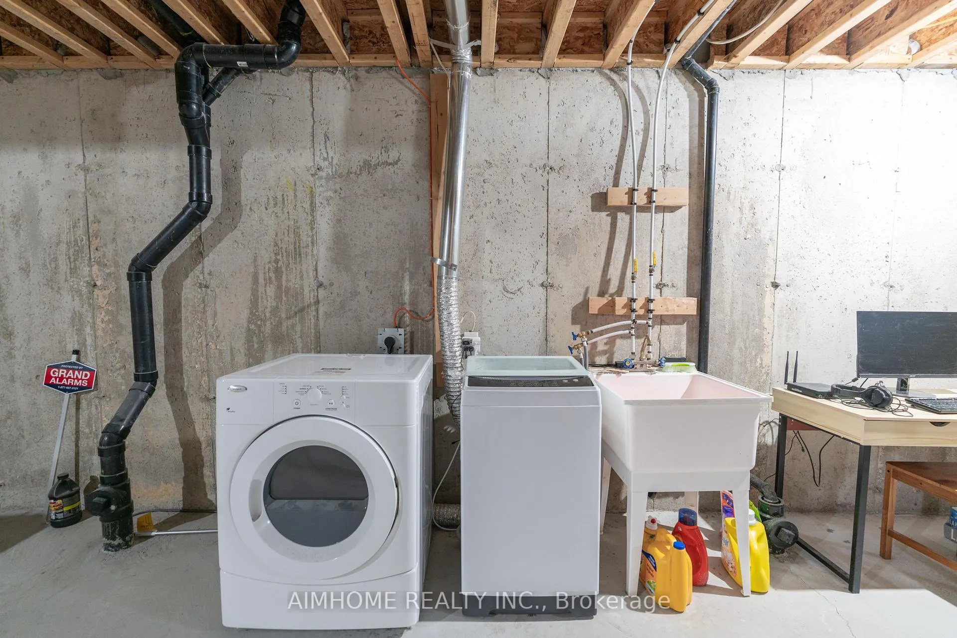 Photo 35 of 934 Castlemore Avenue, Markham, Wismer — HOMEH