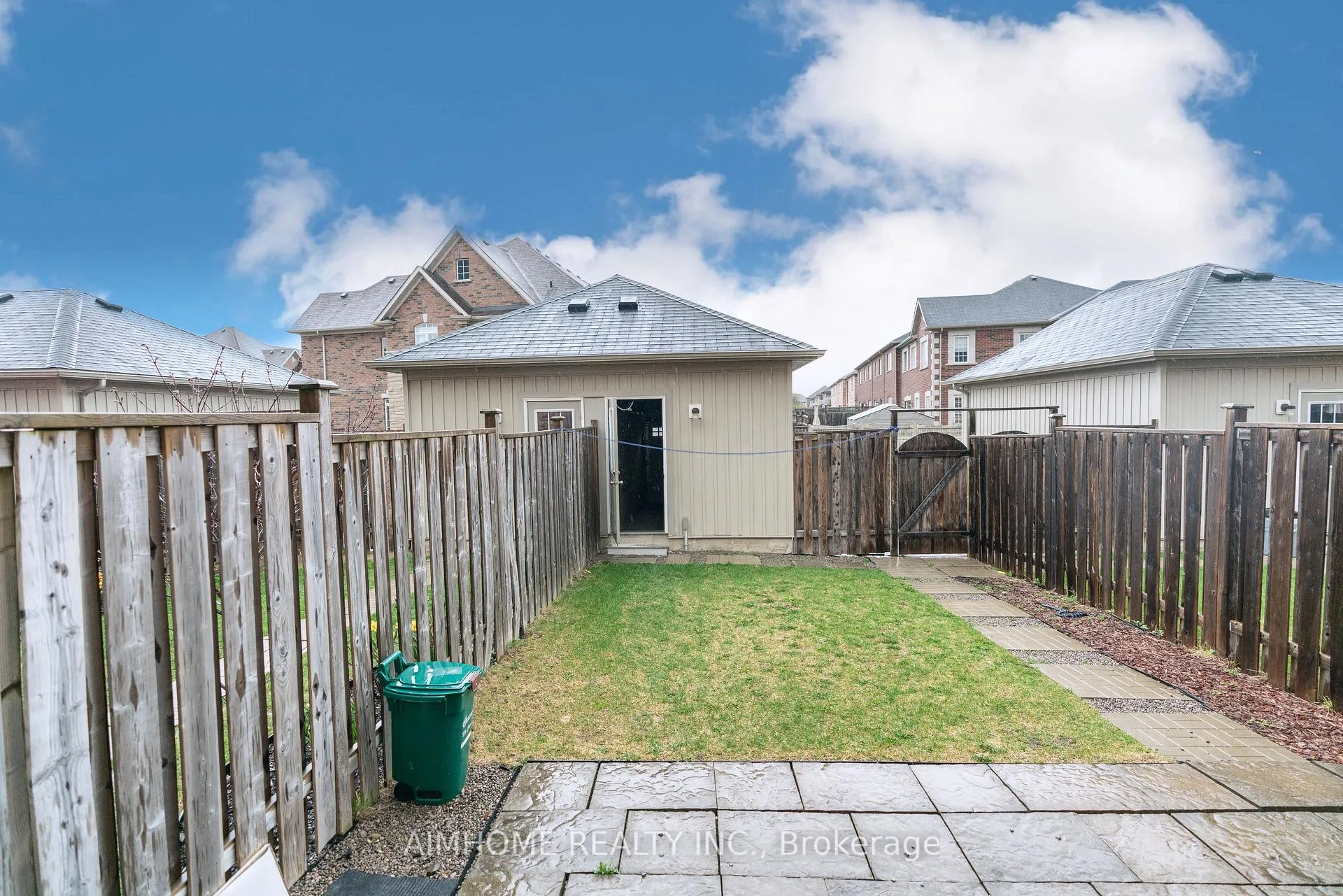 Photo 37 of 934 Castlemore Avenue, Markham, Wismer — HOMEH