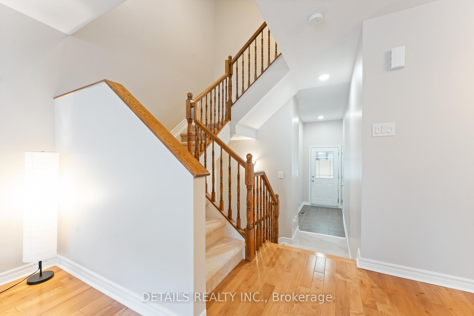 Photo 7 of 606 Malkowski Street, Ottawa, Kanata - Morgan's Grant/South March — HOMEH