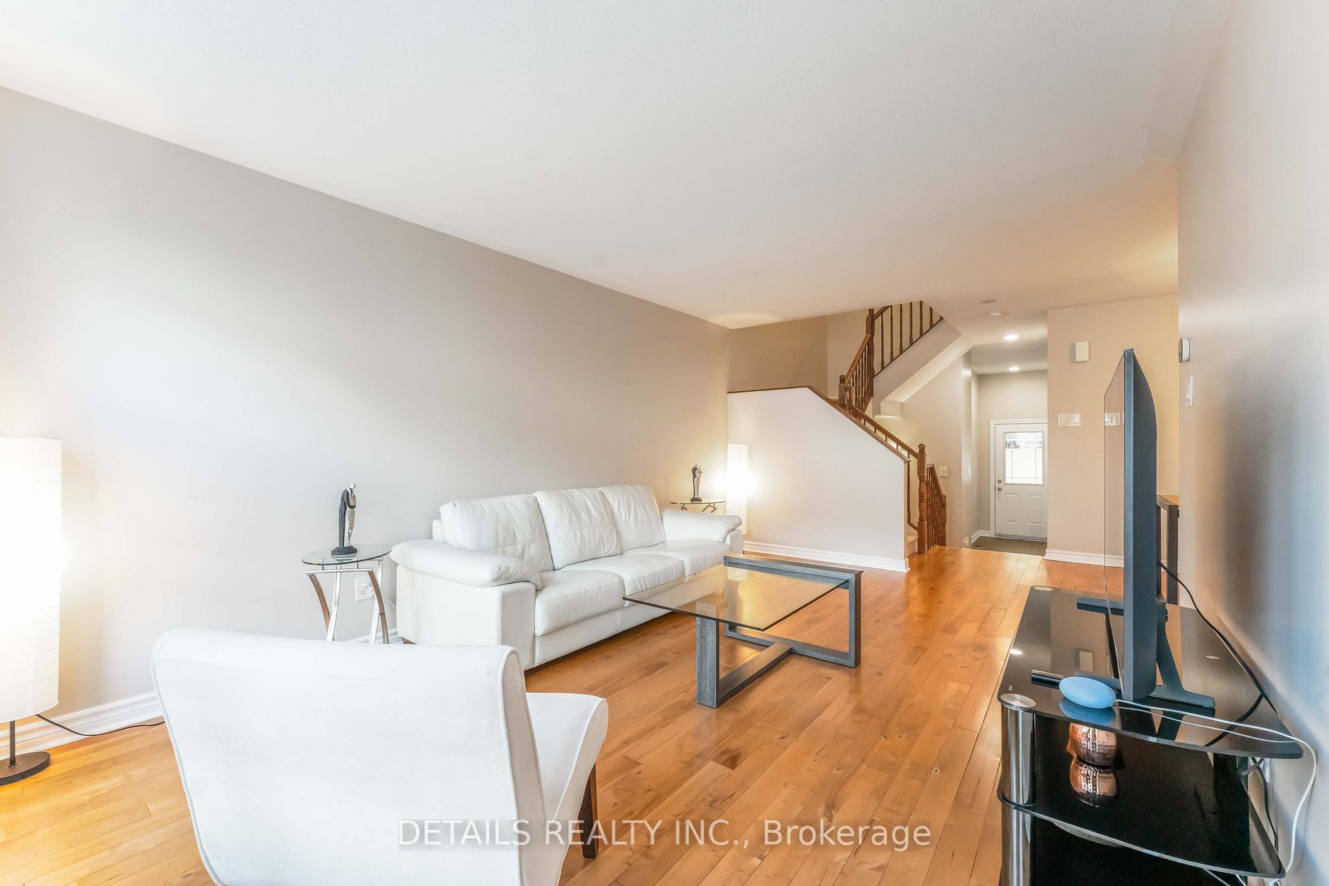 Photo 10 of 606 Malkowski Street, Ottawa, Kanata - Morgan's Grant/South March — HOMEH