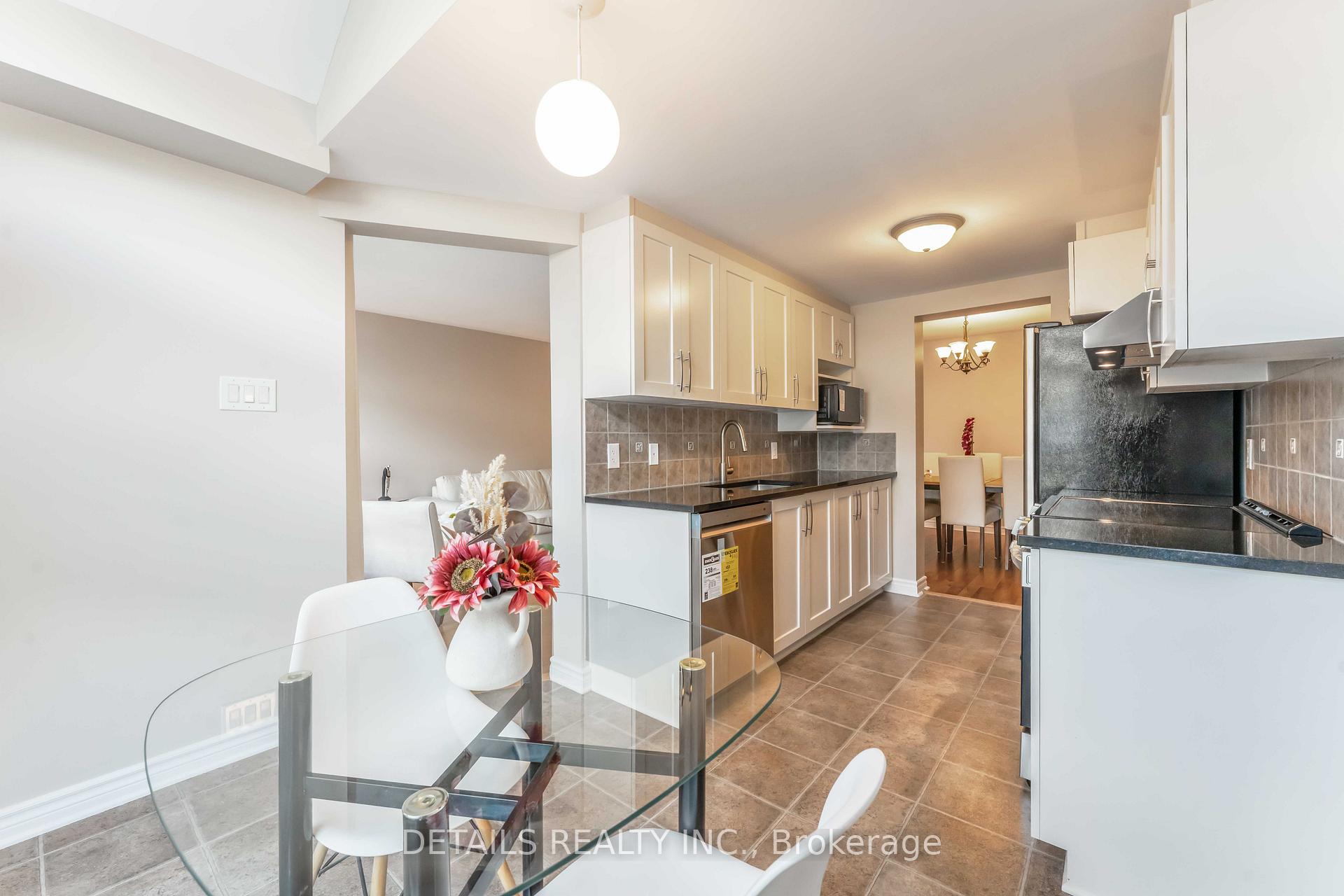 Photo 16 of 606 Malkowski Street, Ottawa, Kanata - Morgan's Grant/South March — HOMEH