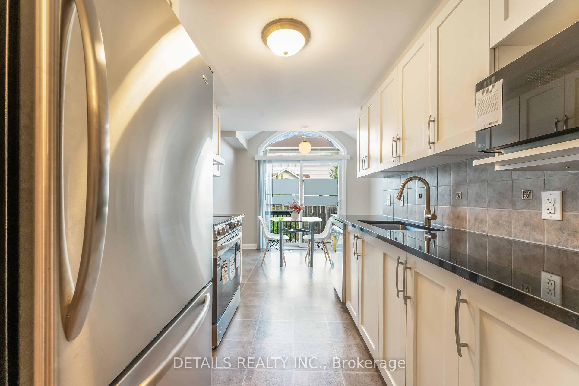 Photo 18 of 606 Malkowski Street, Ottawa, Kanata - Morgan's Grant/South March — HOMEH