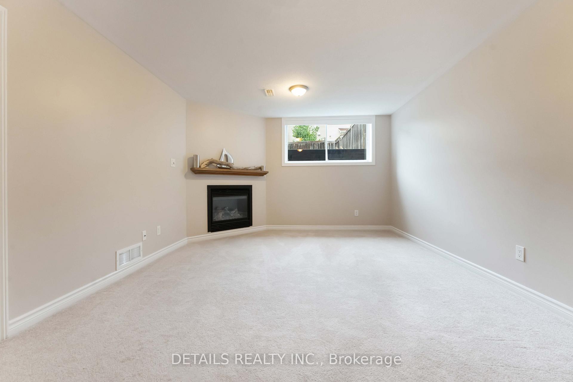 Photo 33 of 606 Malkowski Street, Ottawa, Kanata - Morgan's Grant/South March — HOMEH