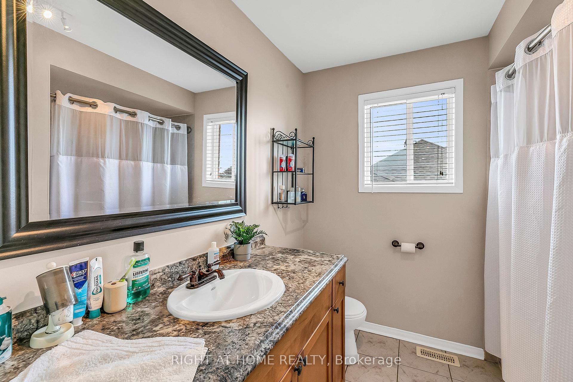 Photo 28 of 1923 Emerald Court, Innisfil, Alcona — HOMEH
