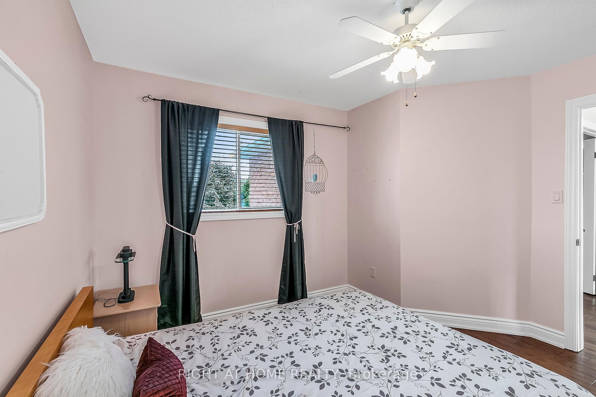 Photo 31 of 1923 Emerald Court, Innisfil, Alcona — HOMEH