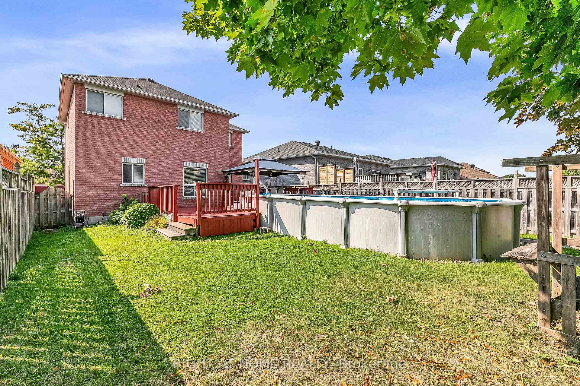Photo 39 of 1923 Emerald Court, Innisfil, Alcona — HOMEH