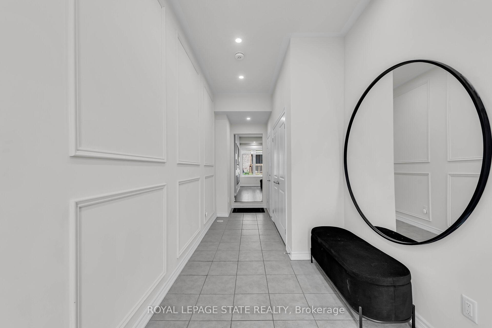 Photo 4 of 135 Borers Creek Circle, Hamilton, Waterdown — HOMEH